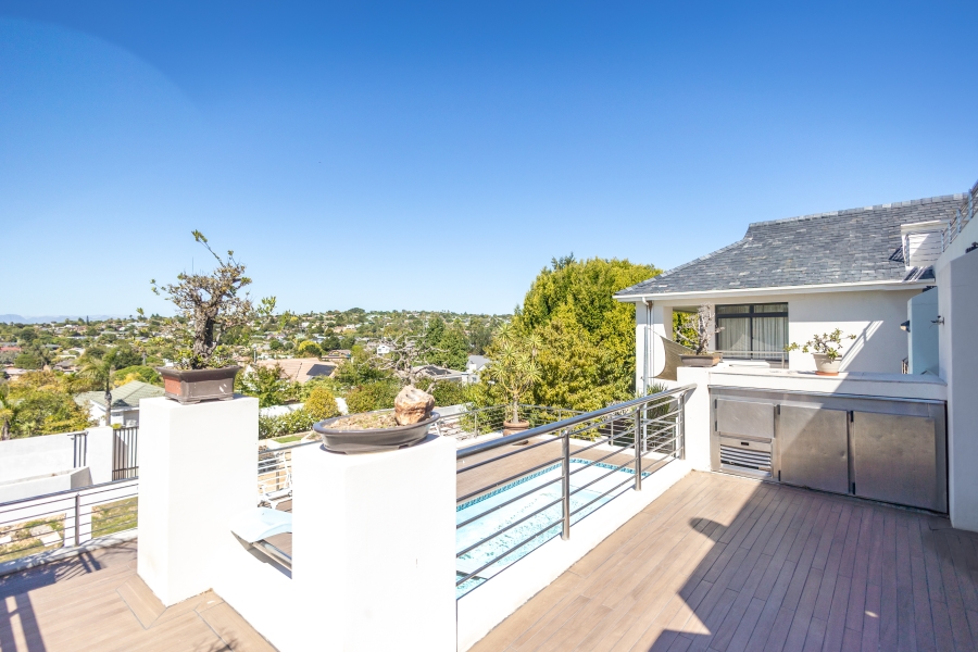 7 Bedroom Property for Sale in Welgedacht Western Cape